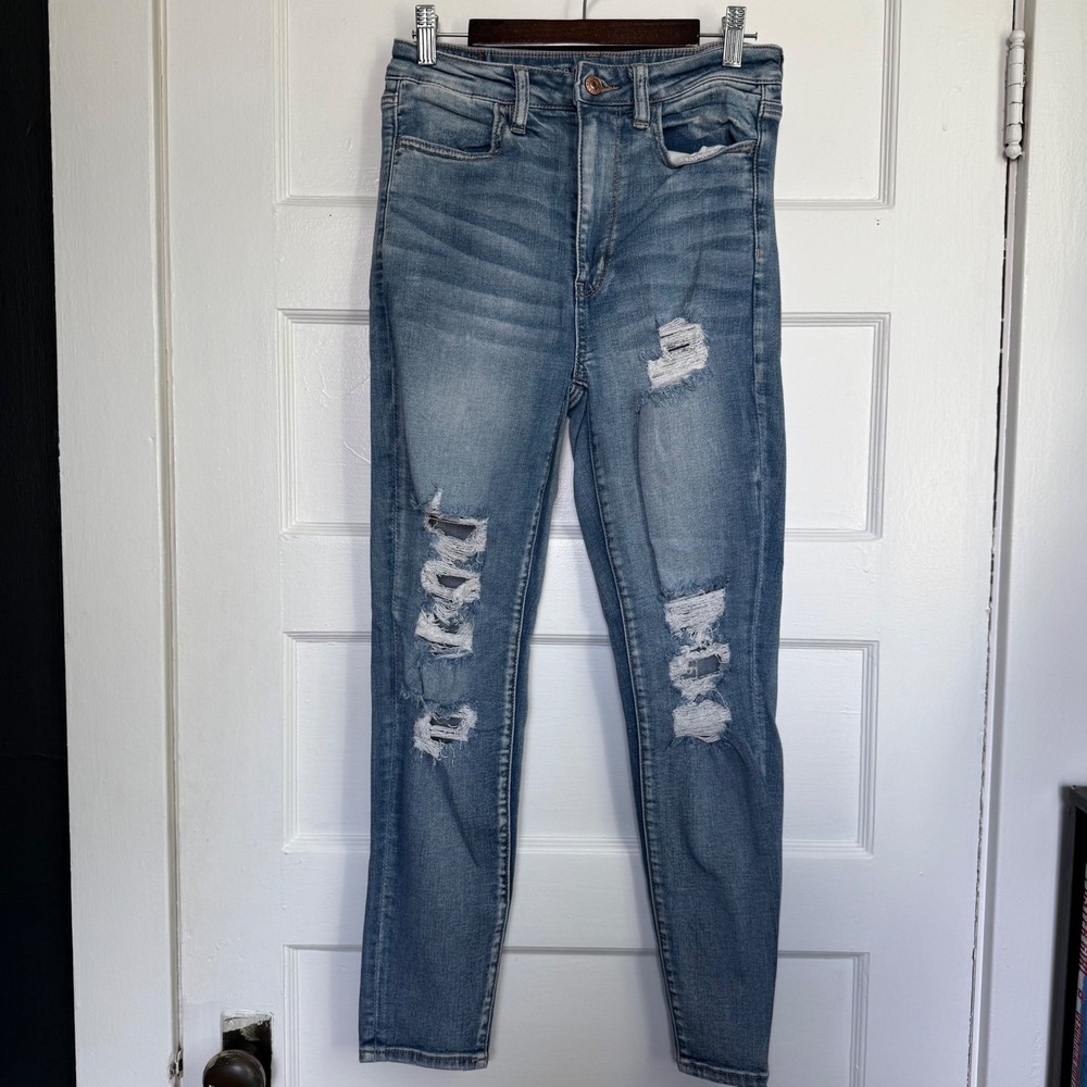 American Eagle Highest Rise Jegging Size 8 Short Distressed Next Level Stretch